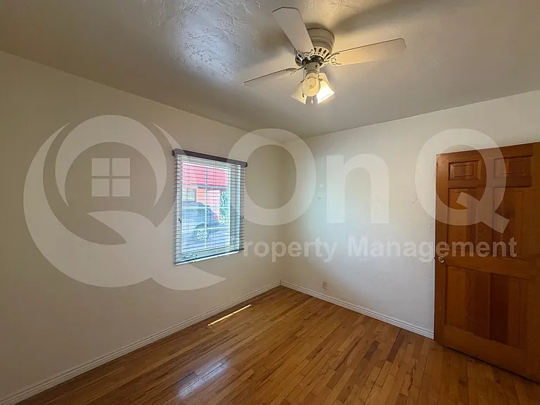 2926 E Waverly St — Photo 25