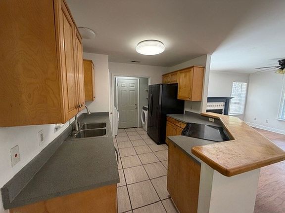 5th image of 8228 Lantana Ln