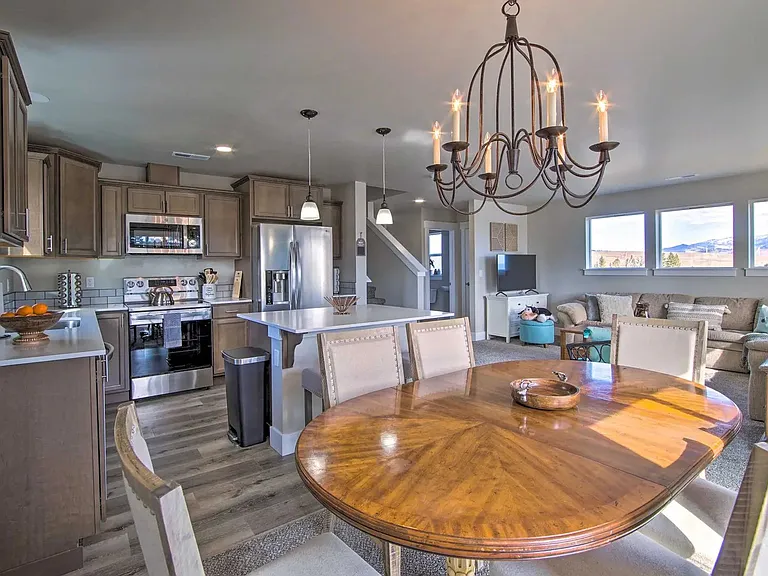 900 Sunlight Dr — Photo 9