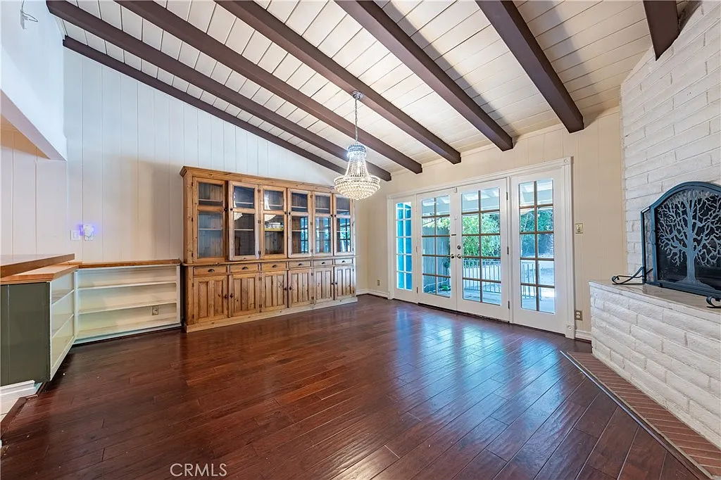 4 bed, 2527 sqft, $8,500 — Photo 4