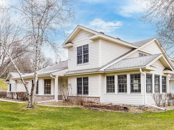 7386 Howard Ln, Eden Prairie, MN 55346