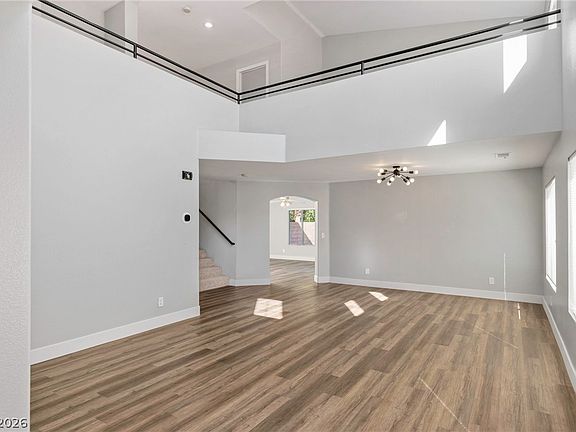 4th image of 1608 Calle Montery St