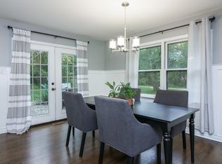 6200 Fairview Ave, Downers Grove, IL 60516