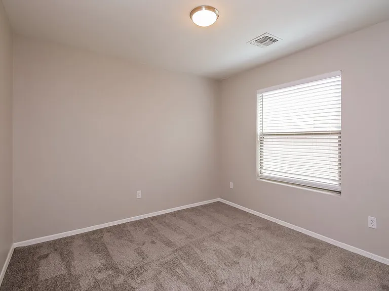 3129 W Dancer Ln — Photo 11