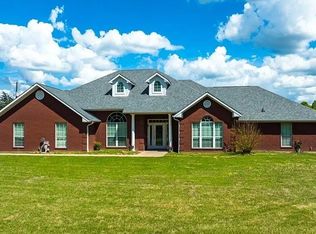 1083 County Road 2400, Mount Pleasant, TX 75455