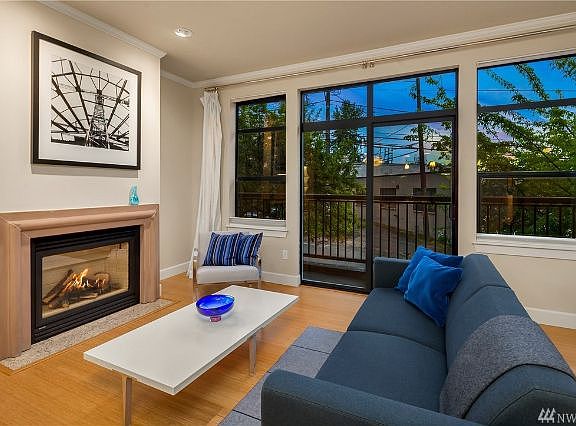 2nd image of 5000 30th Ave NE Unit 202