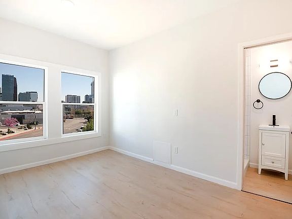 5th image of 1520 W 8th St APT 115