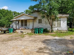 2003 Terral Ct, Cameron, TX 76520