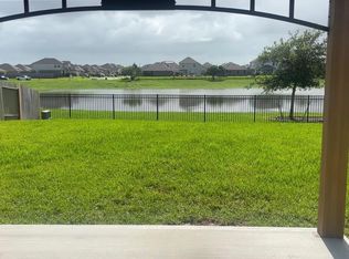512 Maple Bend Ln, La Marque, TX 77568