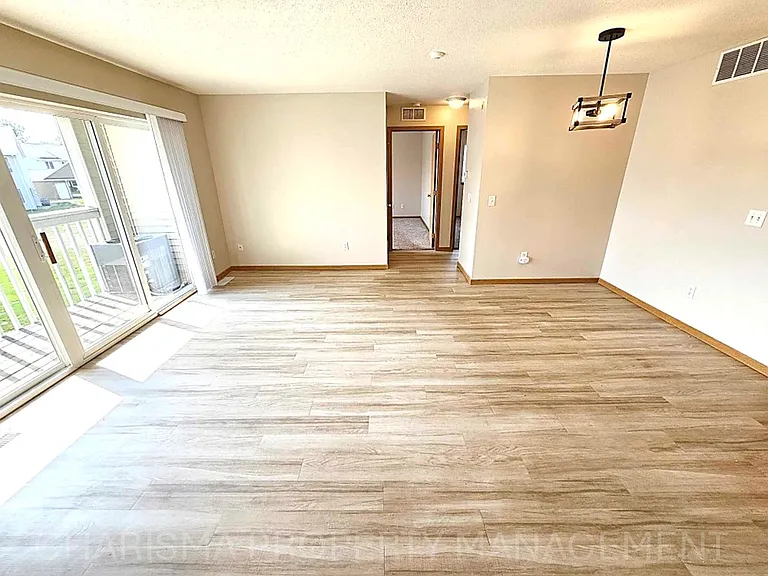 Park Place Condos — Photo 25