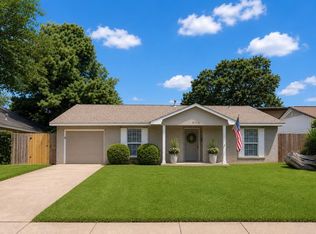 5114 Heatherbrook Dr, Houston, TX 77045