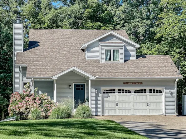 20772 253rd St, Delhi, IA 52223