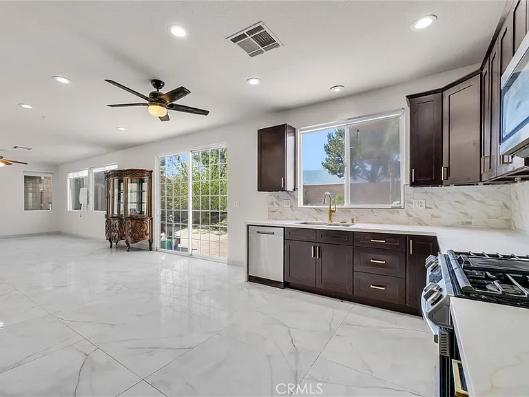 15708 Athena Dr — Photo 14