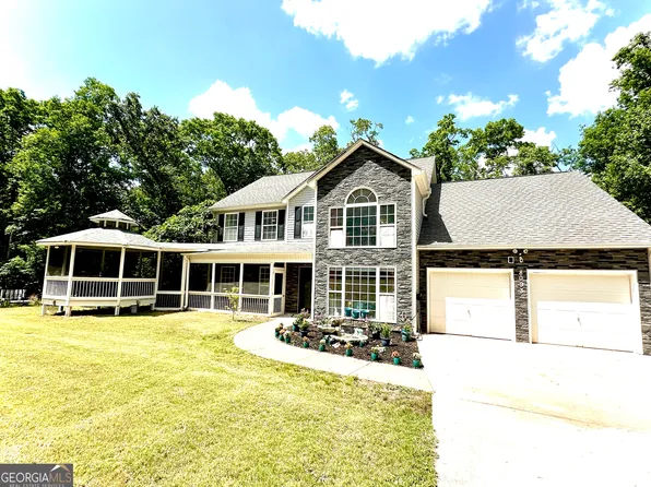 8093 Banks Mill Rd, Douglasville, GA 30135