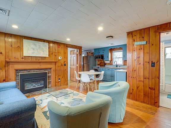 Kitchen, Living room and bathroom