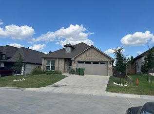 724 Jaguar Rdg, Godley, TX 76044