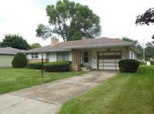 141 E Mac Arthur St, Sun Prairie, WI 53590