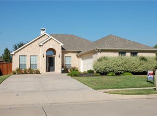 229 Foxford Dr, Keller, TX 76248