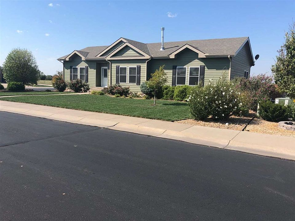 1st image of 4501 Hoover Dr