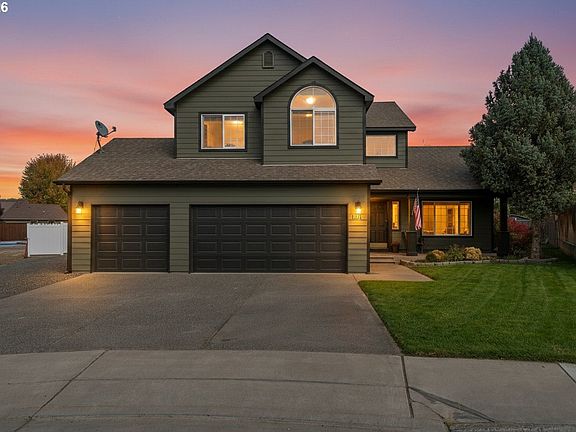 2nd image of 1085 SE View Cir