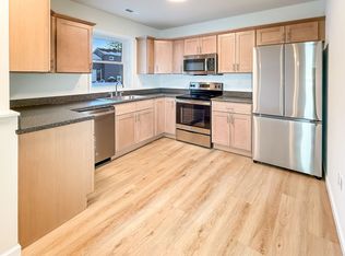 4332 Albany Post Rd #4, Hyde Park, NY 12538