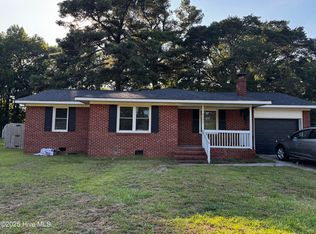 2521 Country Club Rd, Jacksonville, NC 28546