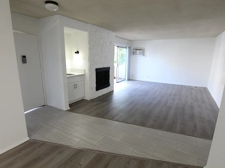 1825 Glendon Ave #1A — Photo 25