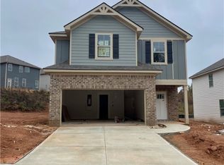 830 Lismore Dr, Opelika, AL 36804