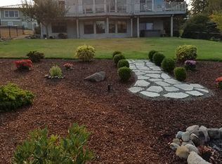 802 Sundown Ln, Camano Island, WA 98282
