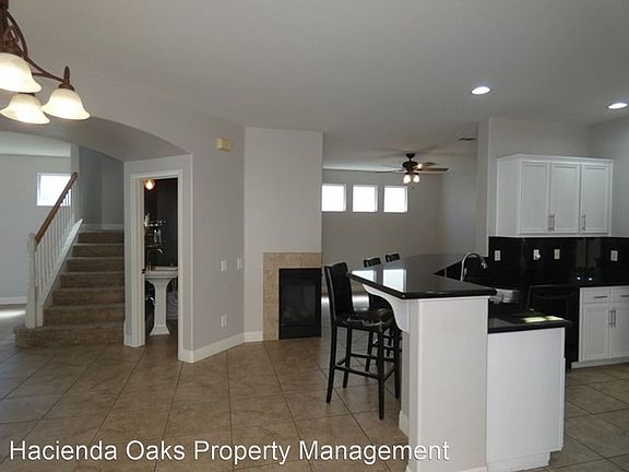 5th image of 314 E Gilea Ct