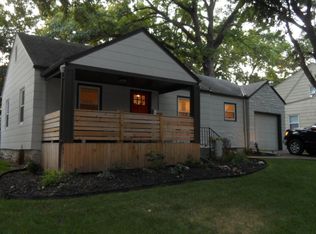 8812 Sioux Trl, Kansas City, MO 64114