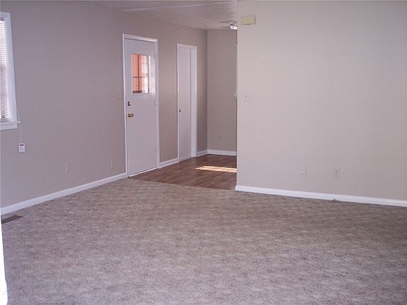 2nd image of 410 E Harvard St