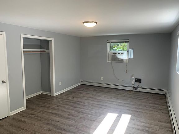 4th image of 2626 Washington Blvd APT 1B