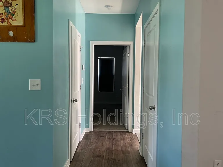 1333 Reservoir Ave — Photo 10