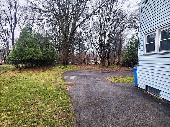 2nd image of 167 Elmtree Rd
