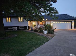 4714 S Canterbury Ct, Mapleton, IL 61547