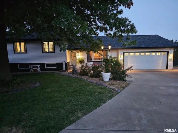4714 S Canterbury Ct, Mapleton, IL 61547