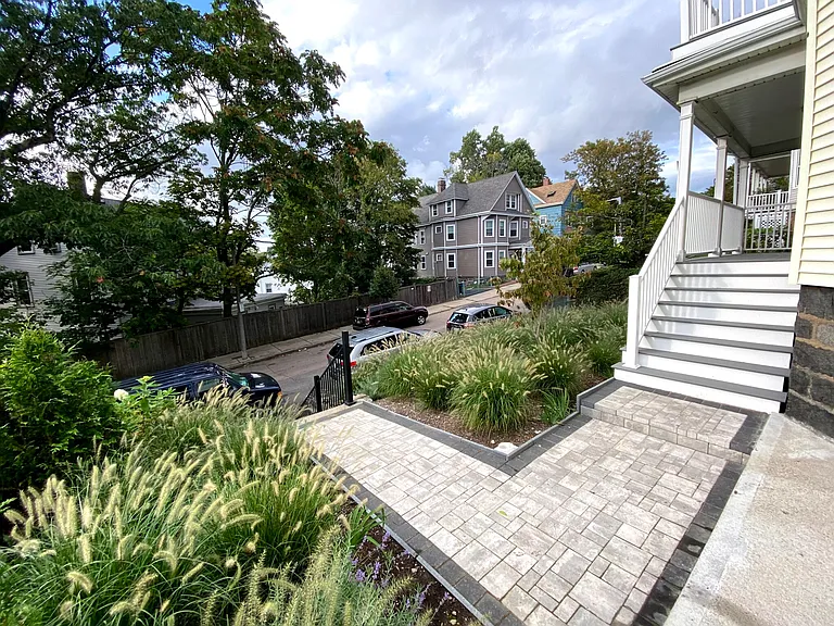 9 Wenham St #3 — Photo 17
