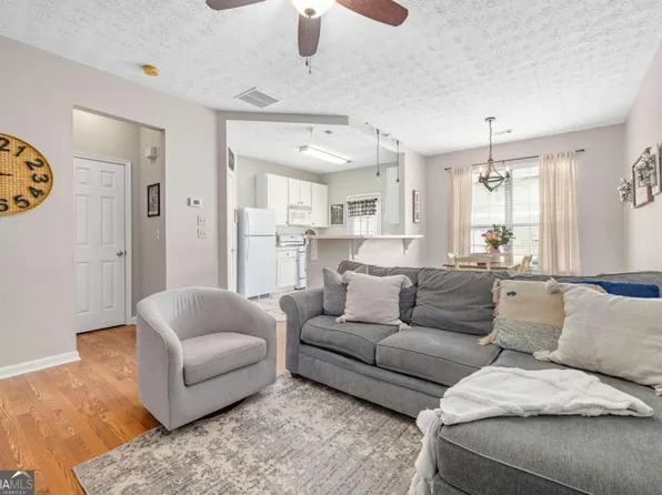 6434 Portside Way, Flowery Branch, GA 30542