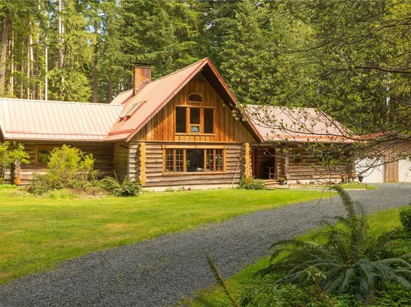 9025 Gilgan St, Cowichan Valley, BC V0R 3E1