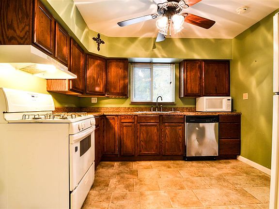 2nd image of 6 Grand Ave