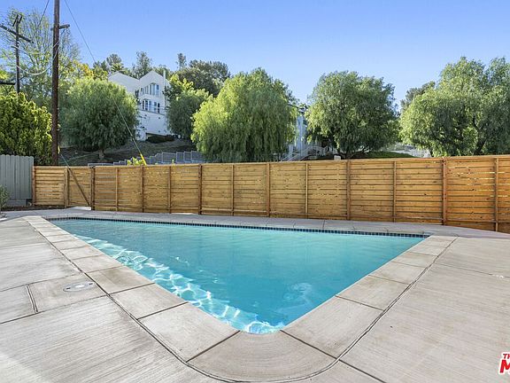 2nd image of 5304 Baza Ave
