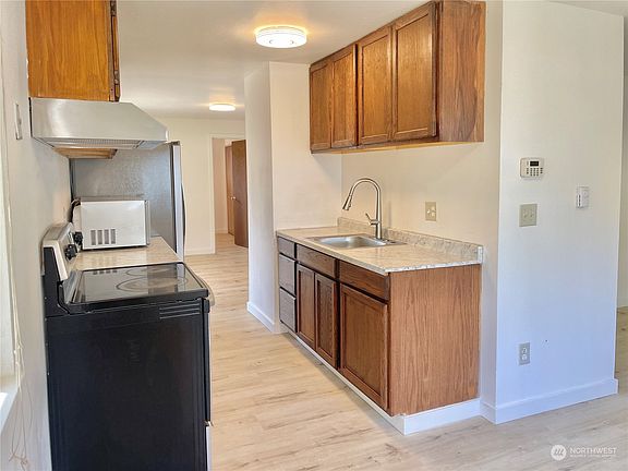 4th image of 11830 SE 318th Place