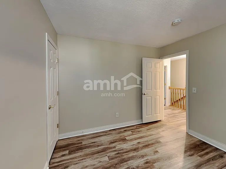 6213 Womersley Dr — Photo 13