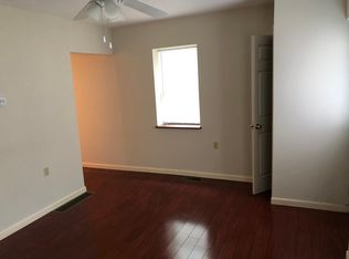 138 Center St APT 201, Danville, PA 17821