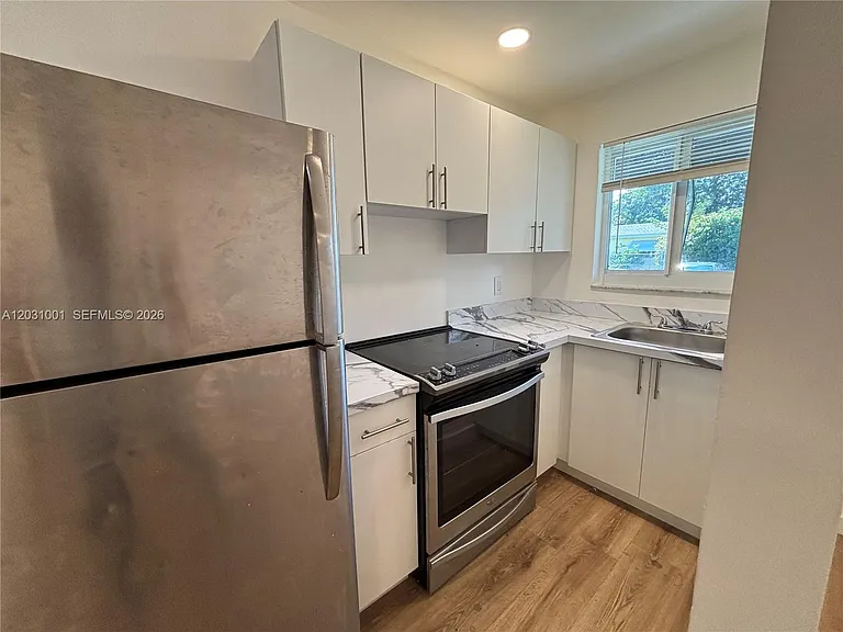 2308 Jackson St #3 — Photo 3