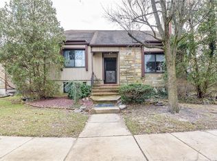 68 Diamond Ln, Old Bridge, NJ 08857