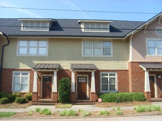1st image of 319 Arlington Ave