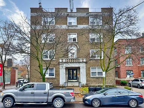 464 Spadina Rd #10