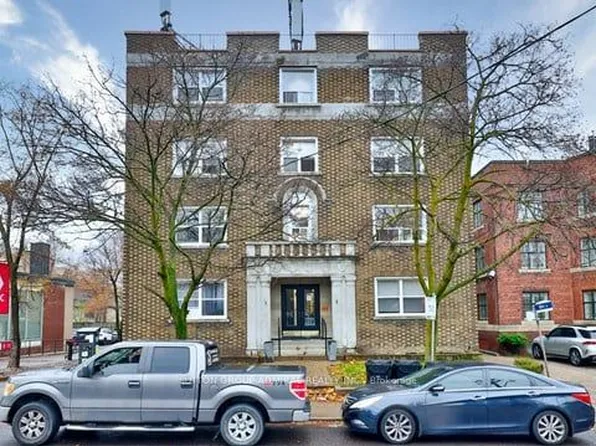 464 Spadina Rd #5, Toronto, ON M5P 2W4
